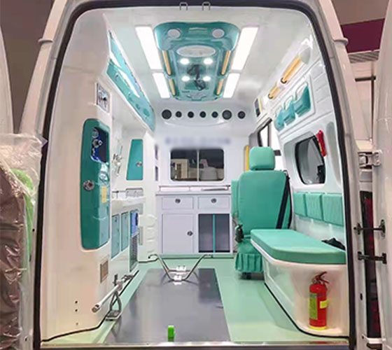 贡山车辆内部展示